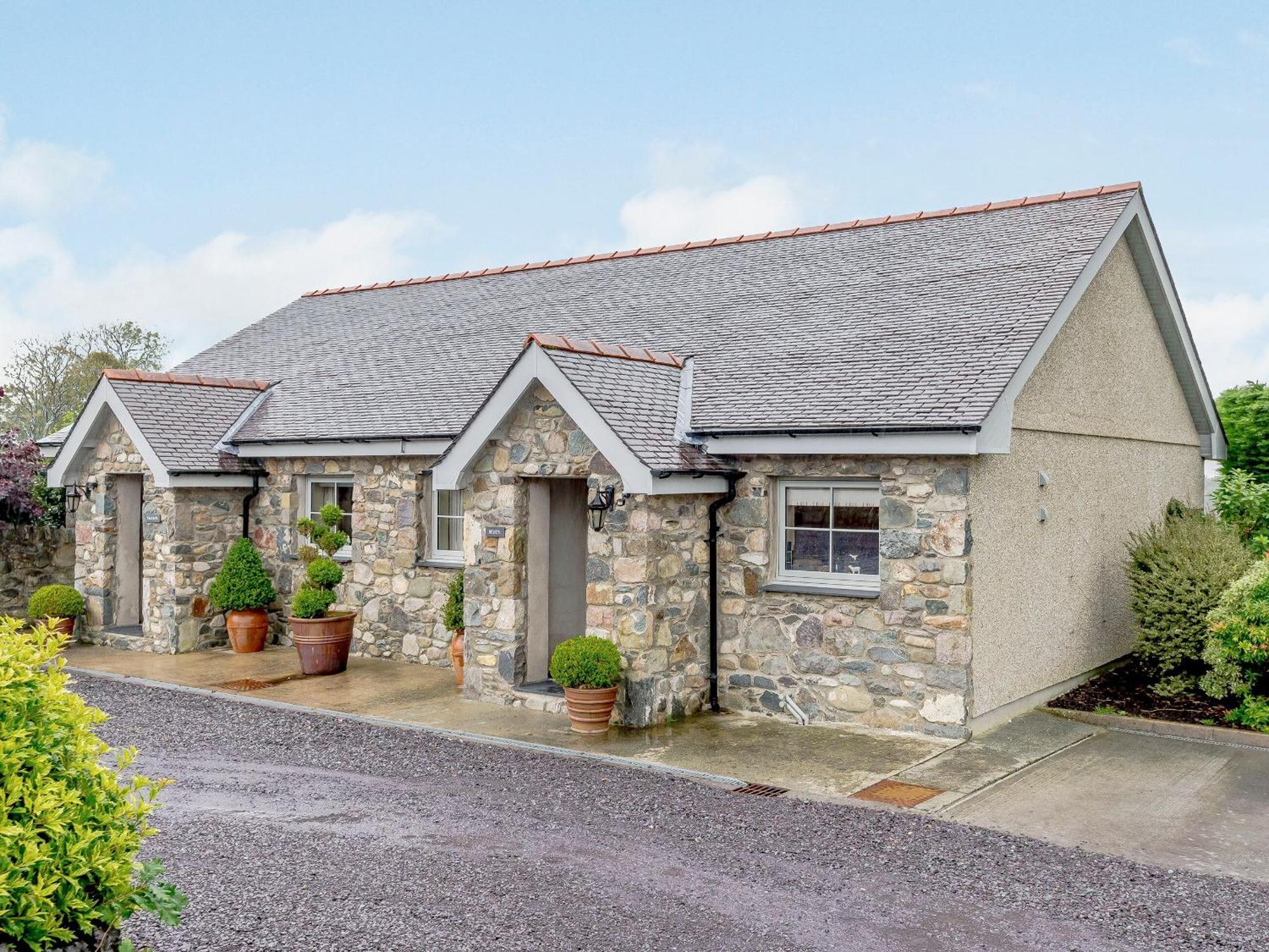 Ysgubor - Uk31389 Villa Caeathro Exterior photo